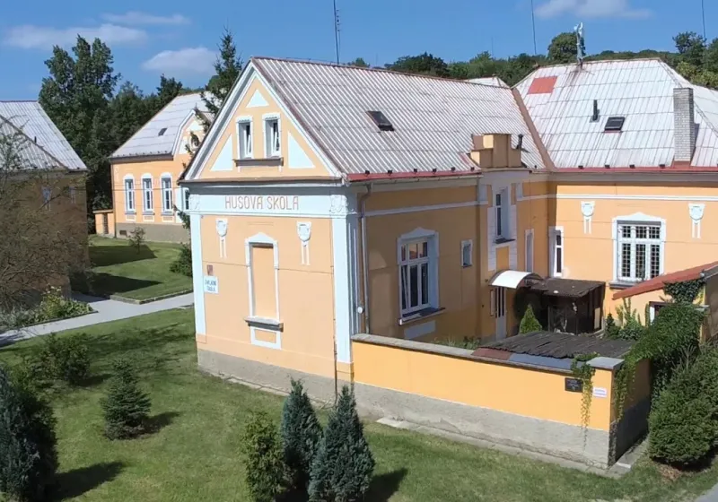 Základní škola a Mateřská škola Kladno, Jiráskova 457